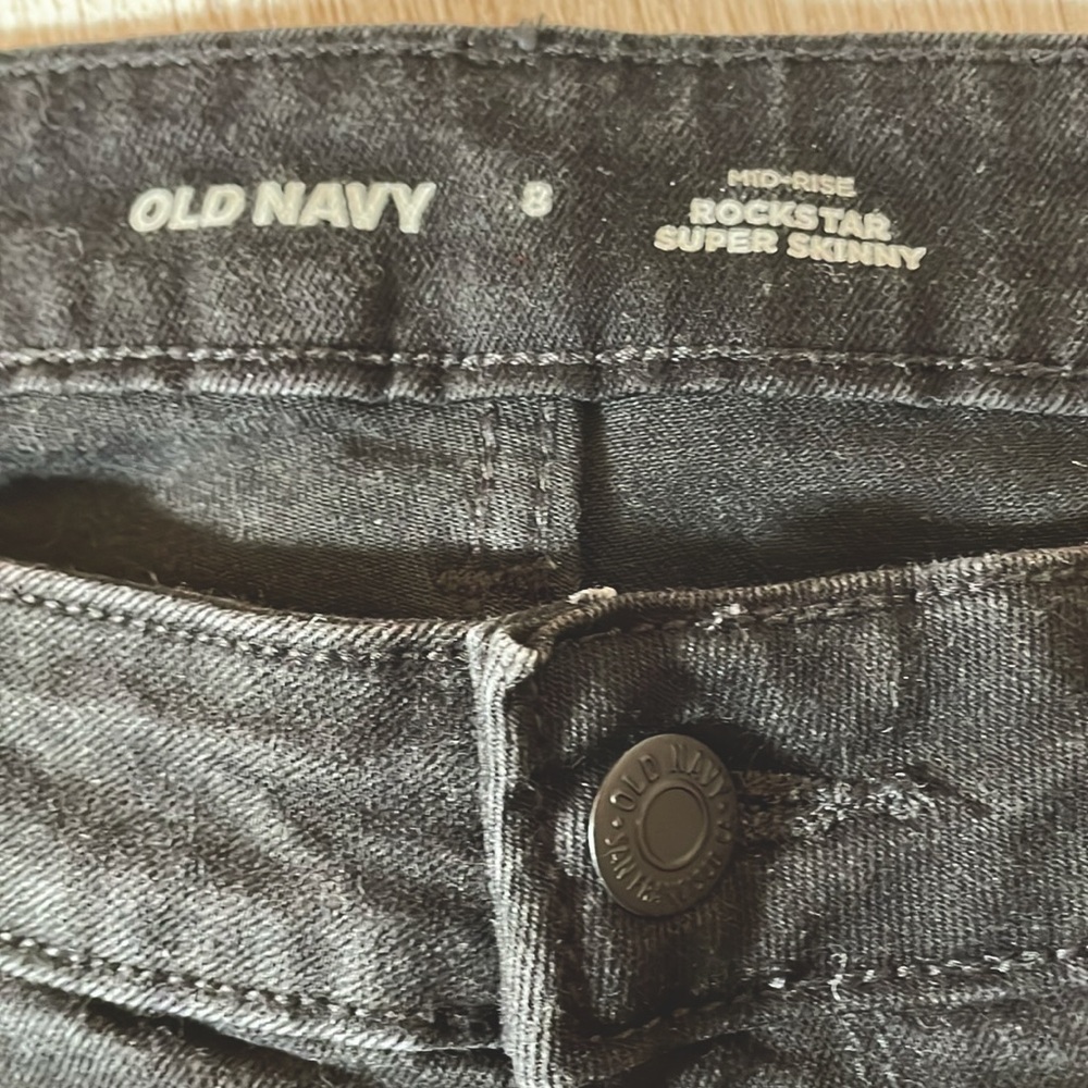 Old Navy midrise super skinny jeans, size 8, NWOT - Picture 3 of 7